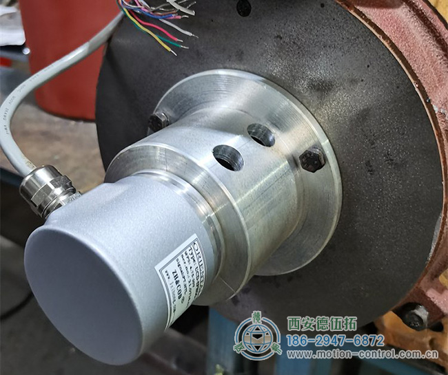 圖為編碼器在電機上安裝使用的照片 圖為編碼器在電機上安裝使用的照片